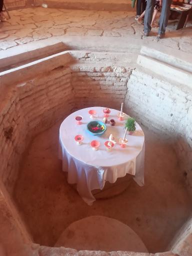 عکس عمارت صمیمی