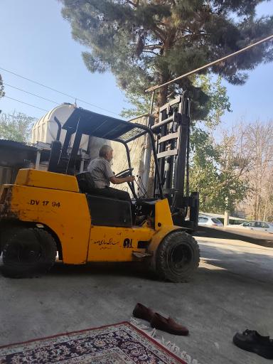 عکس پخش نئوپان صالح