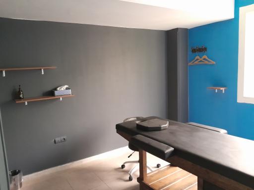 عکس ماساژ لئو