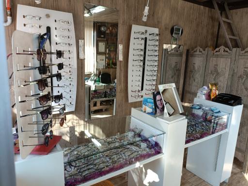 عکس عینک سازی پیمان