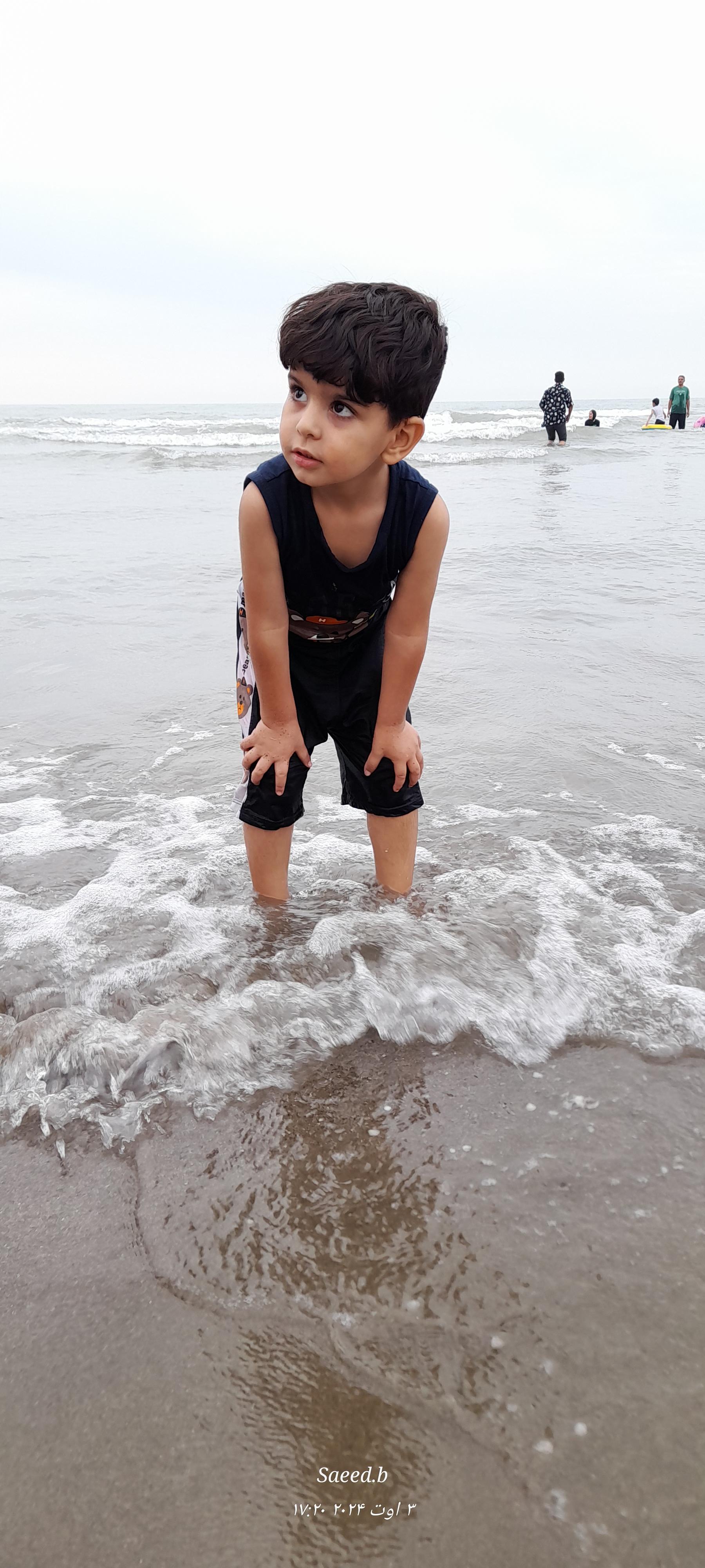 عکس مجتمع بزرگ ساحل آبی 