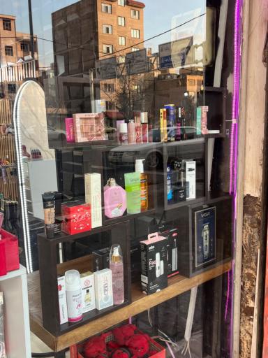 عکس لوازم آرایشی نفس