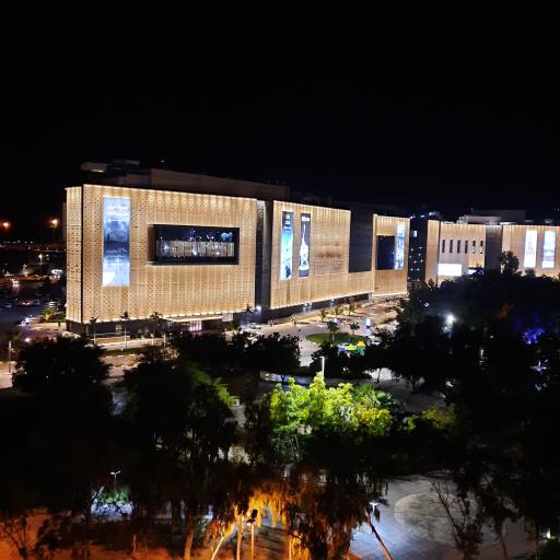 عکس مرکز خرید میکامال