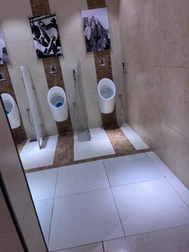 عکس میکا مال