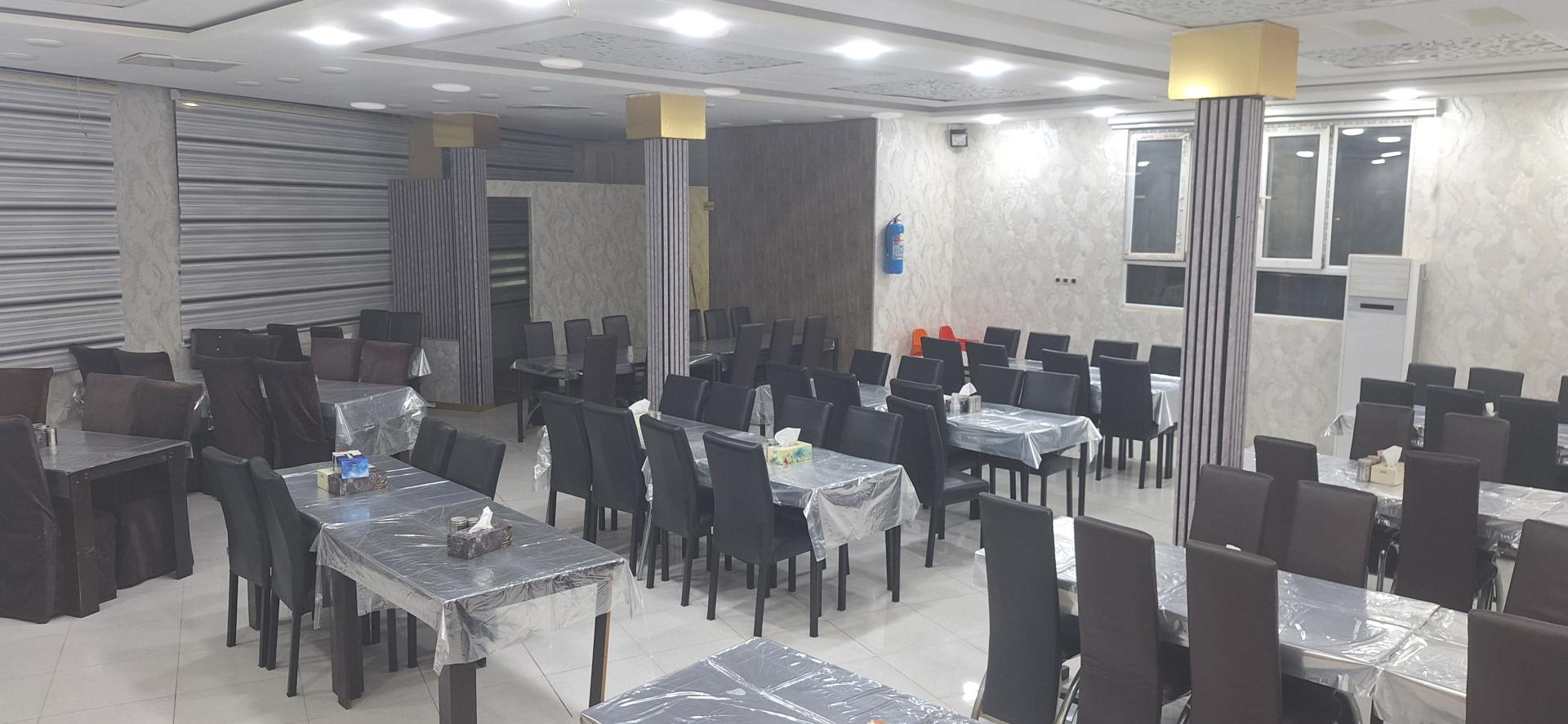 عکس رستوران زیتون