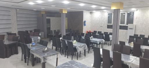 عکس رستوران زیتون