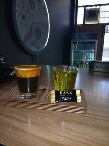 عکس کافه دارک