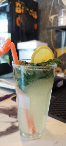 عکس کافه ویولت