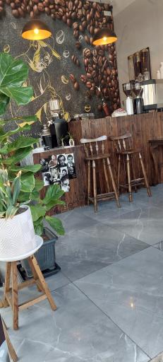 عکس کافه ویولت