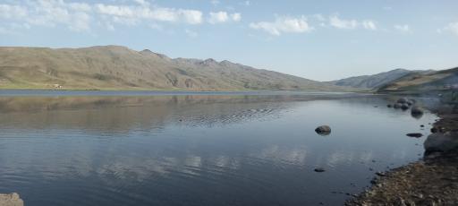 عکس دریاچه نئور