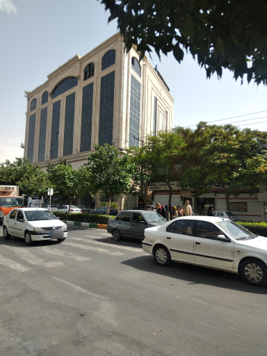 مجتمع تجاری دایان توس