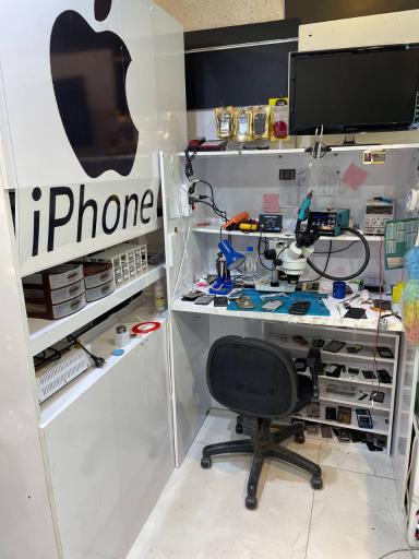 عکس موبایل سامان