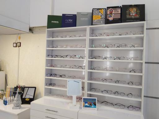 عکس عینک متاویژن