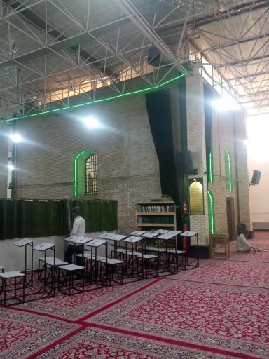 عکس گنبد خشتی امامزاده غیاث الدین محمد