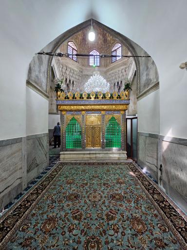 عکس گنبد خشتی امامزاده غیاث الدین محمد