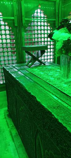 عکس گنبد خشتی امامزاده غیاث الدین محمد