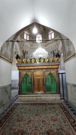 عکس گنبد خشتی امامزاده غیاث الدین محمد