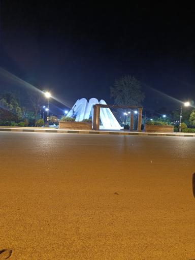 عکس میدان‌ خورشید