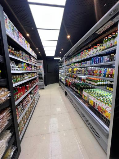 عکس فروشگاه حسن پور