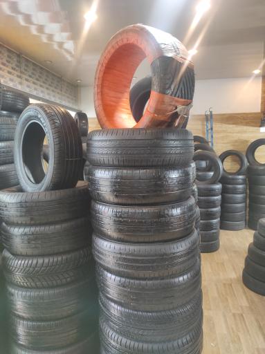 عکس فروشگاه و خدمات لاستیک شبانه روزی پیمان تایر