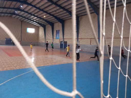 عکس سالن ورزشی بسیج