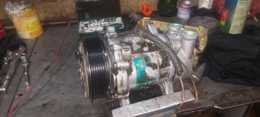 تعمیرگاه اتوسرویس سرلک