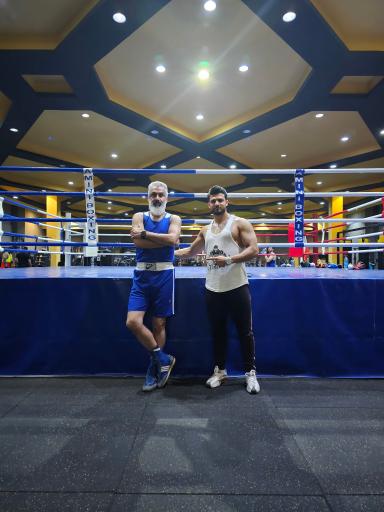 عکس باشگاه بدنسازی و بوکس پژوهش