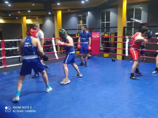عکس باشگاه بدنسازی و بوکس پژوهش
