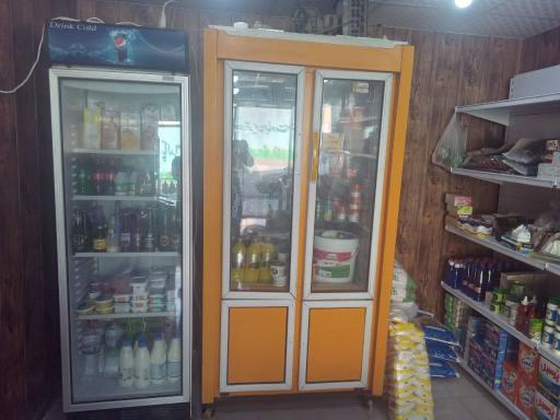 عکس فروشگاه مواد غذایی عزیزی