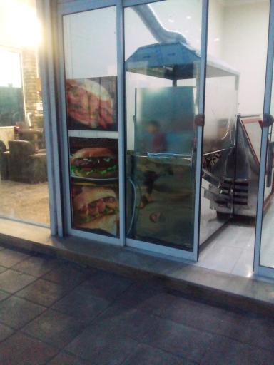 عکس ساندویچی ابوالفضل