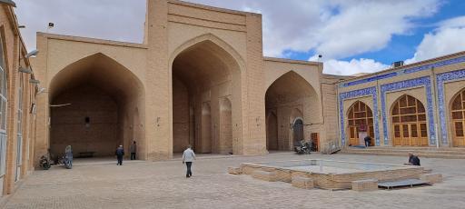 مسجد جامع دامغان