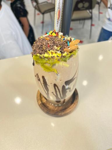 عکس کافه صبحانه چریو