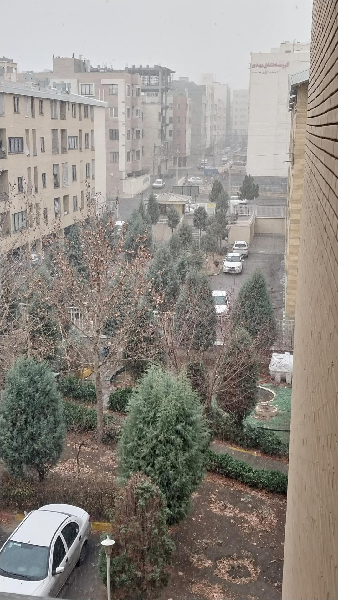 عکس مجتمع مسکونی الماس