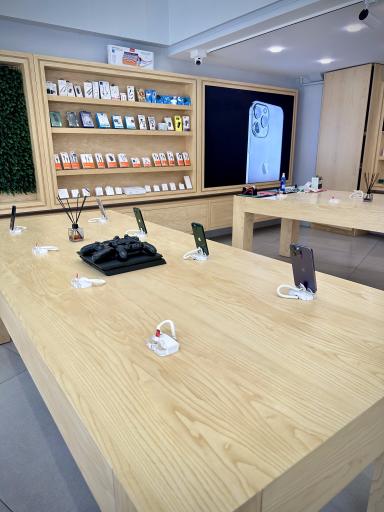 عکس فروشگاه اپل استور