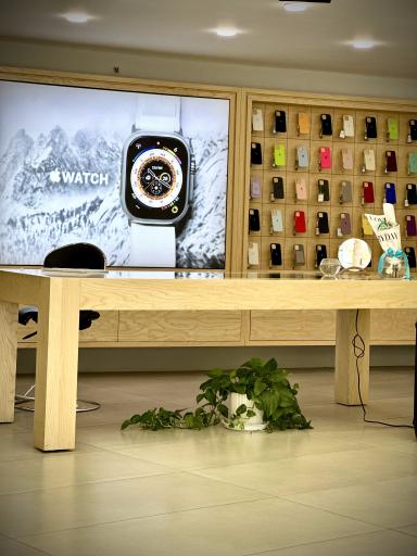 عکس فروشگاه اپل استور