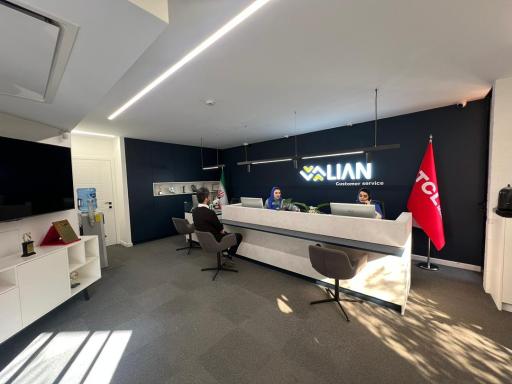 عکس ليان سرويس