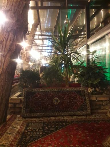 عکس رستوران شکوفه