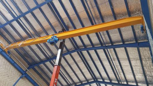 عکس جرثقیل سقفی توس