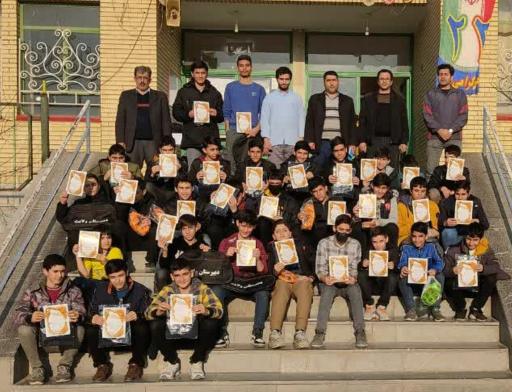 عکس دبیرستان پسرانه ولایت