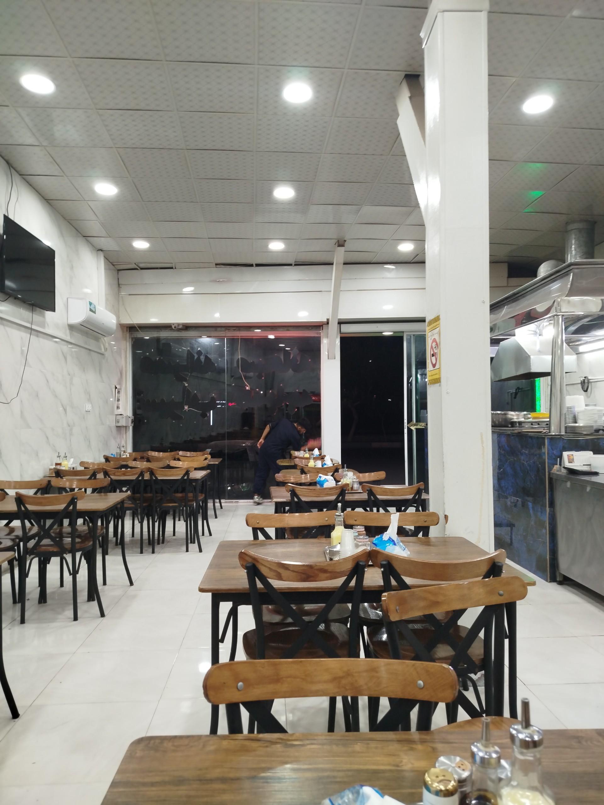 عکس طباخی بره سفید