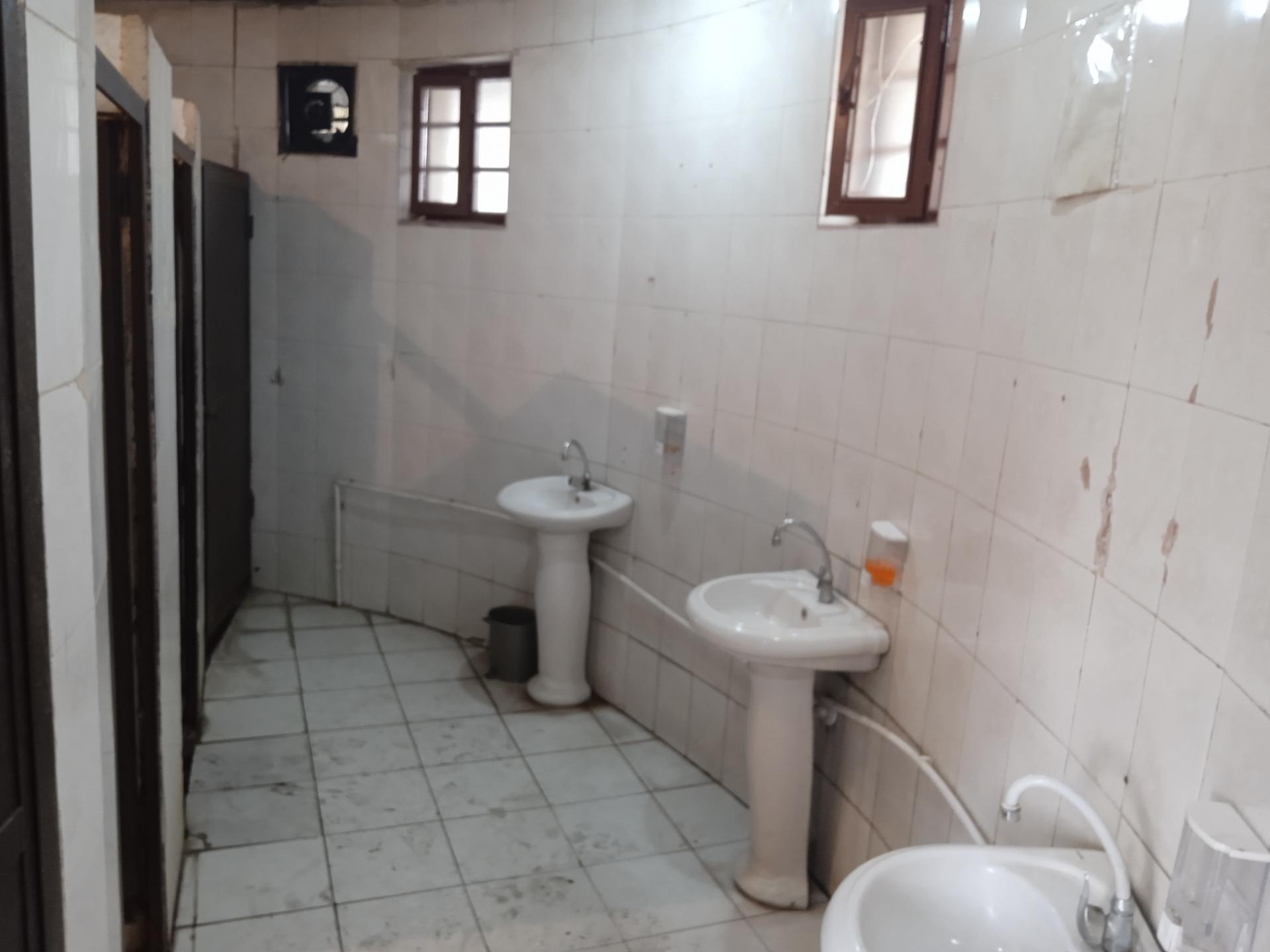 عکس سرویس بهداشتی بوستان نگارین