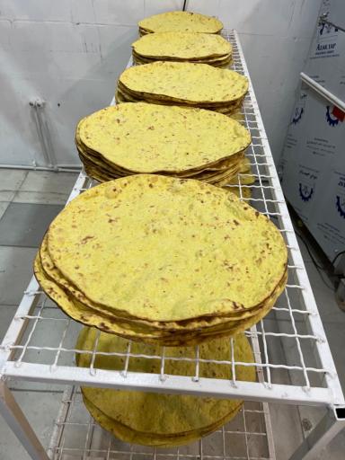 عکس نان دهکده