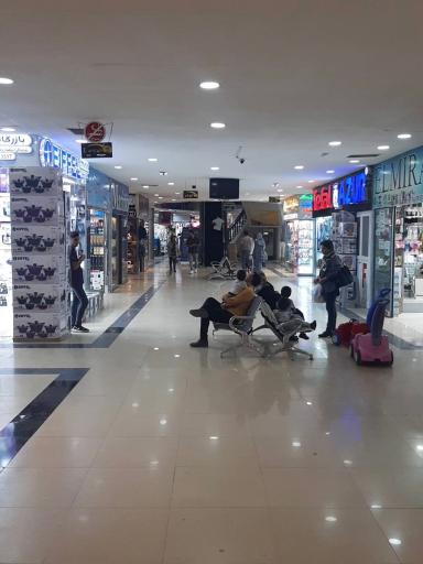 عکس مجتمع تجاری دو دلفین درگهان