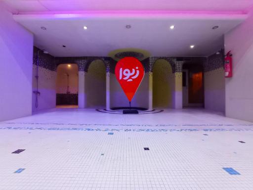 عکس استخر قصر آبی قم