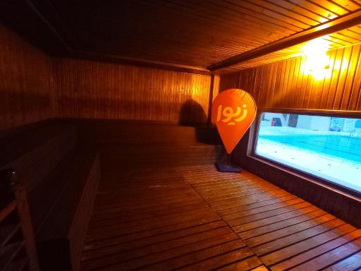 عکس استخر قصر آبی قم