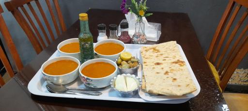 عکس کافه رستوران خودمونی