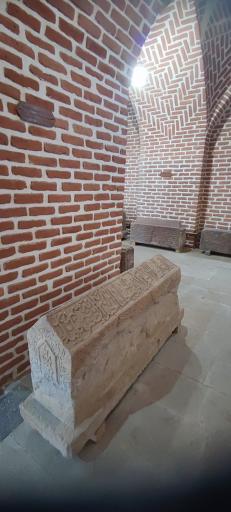 عکس موزه سنگ نگاره های مراغه