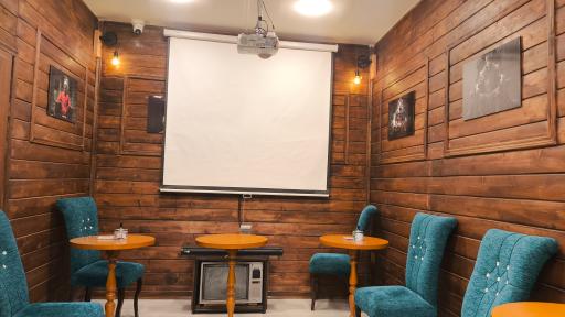 عکس کافه موزه زنده داروش