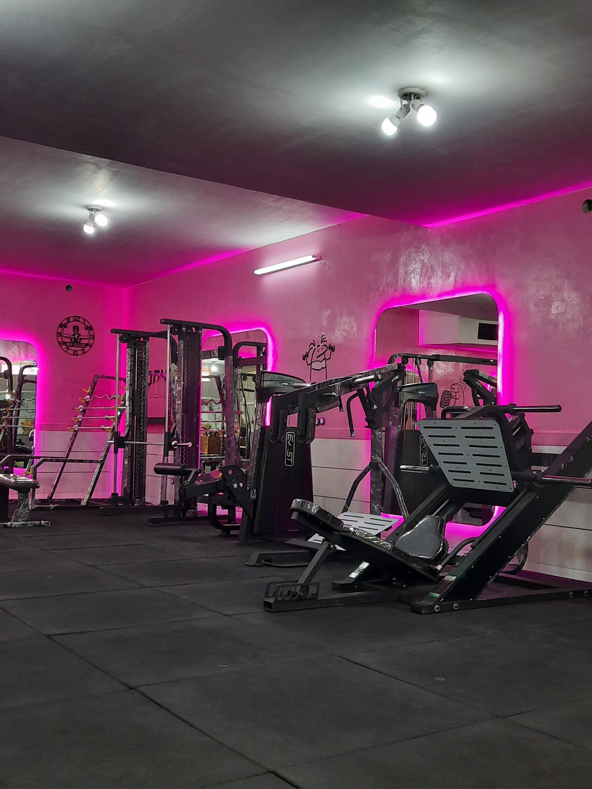 عکس باشگاه بدنسازی MP club
