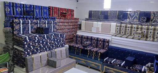 عکس مجتمع تولیدی پشتی و مبل خلیجی حورا